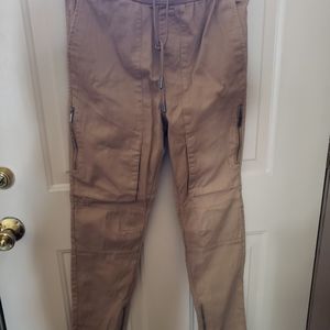 Men's small cargo pants.  (Worn once)